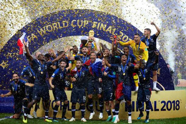 国足主场vs澳大利亚上座人数将达到7万 刷新中国足坛历史上座纪录.